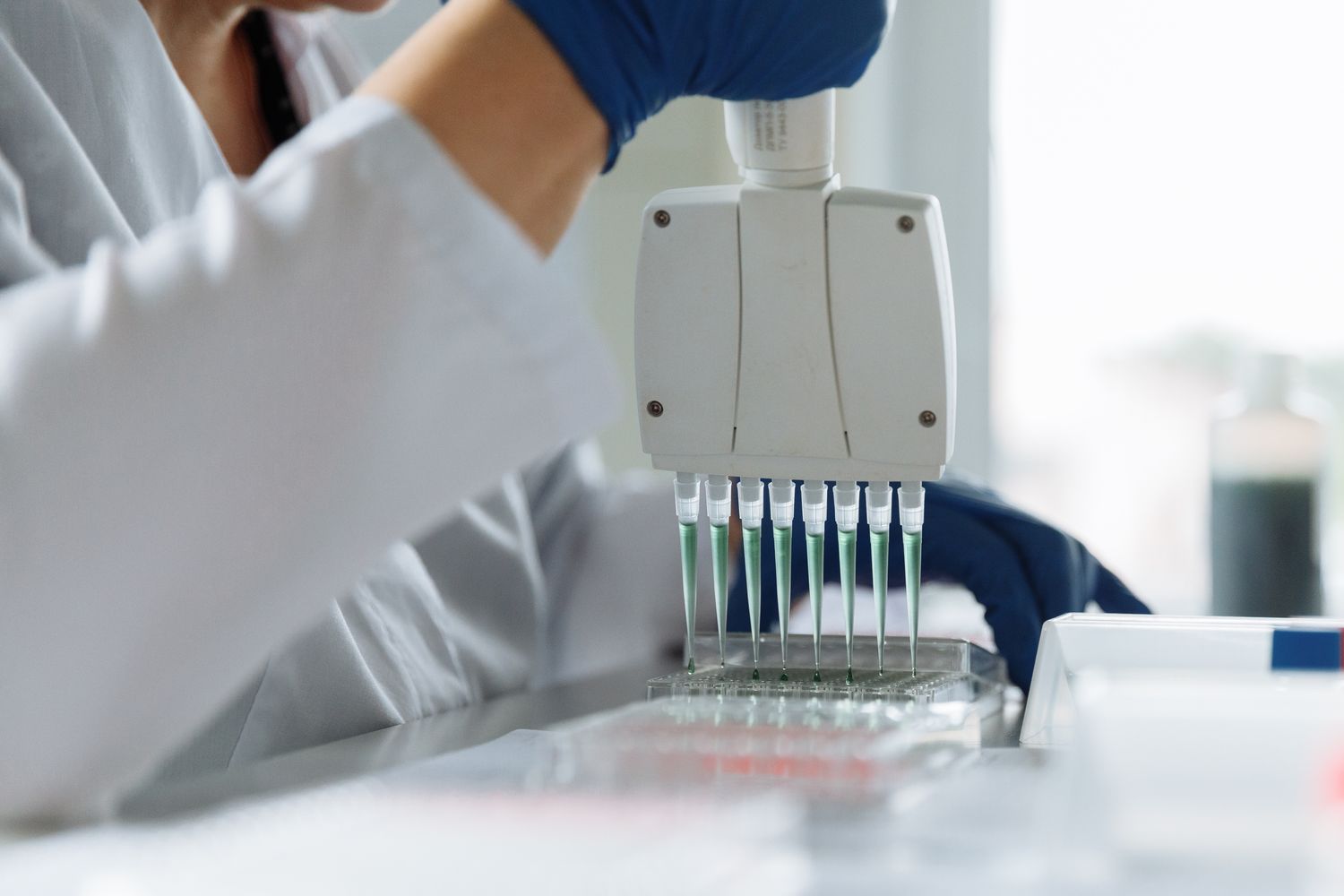 Modern laboratory processing of regenerative tissue products